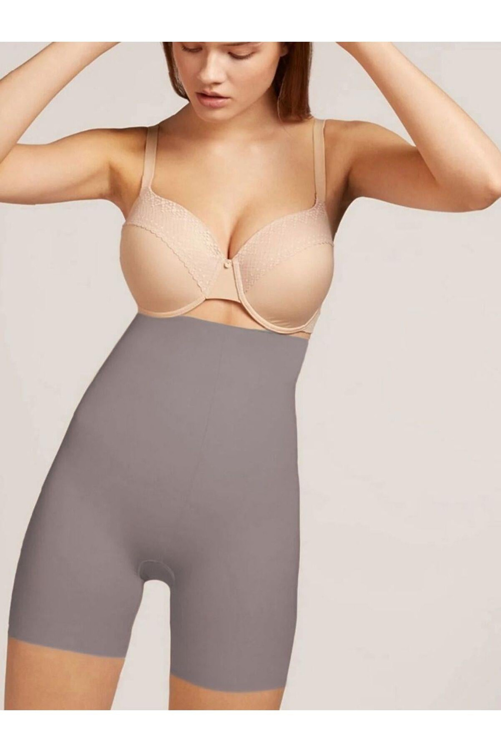 Porfy Model Etkili Lazer Kesim Paçalı Iz Yapmaz Şort Korse Gri Renk