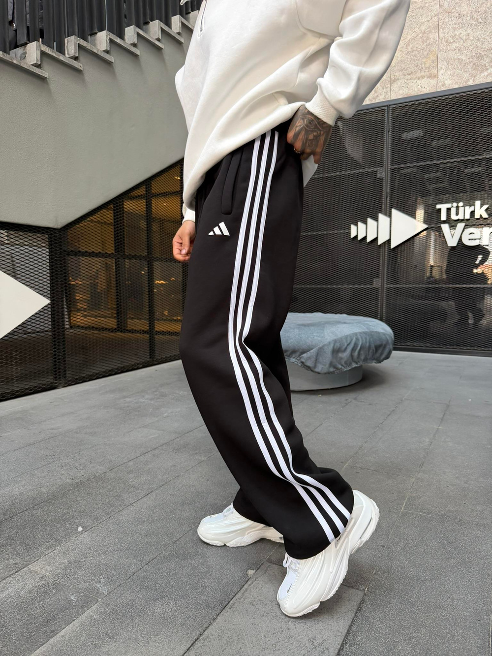 3 İplik Premium Üç Şeritli Enjeksiyon Baggy Eşofman - Siyah