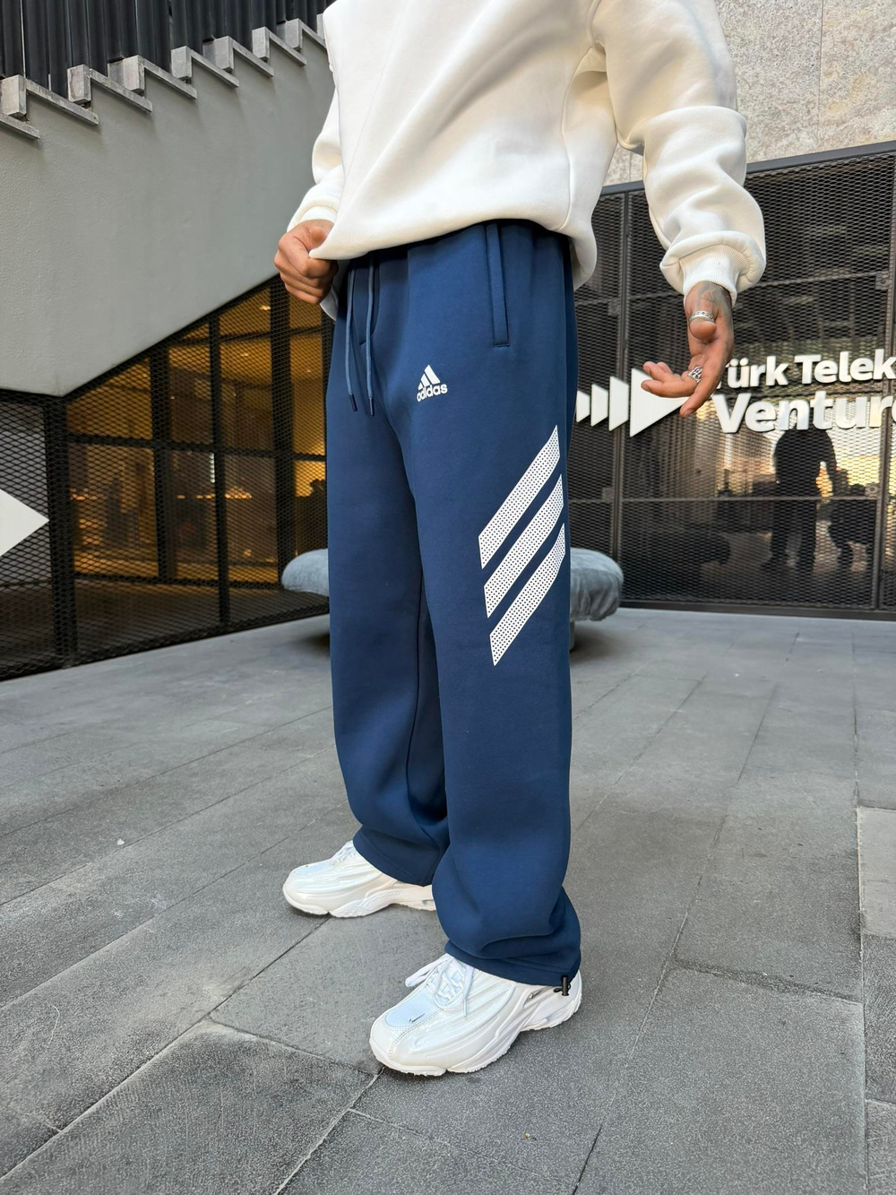 3 İplik Premium Yan Şerit Baskı Eşofman - İndigo