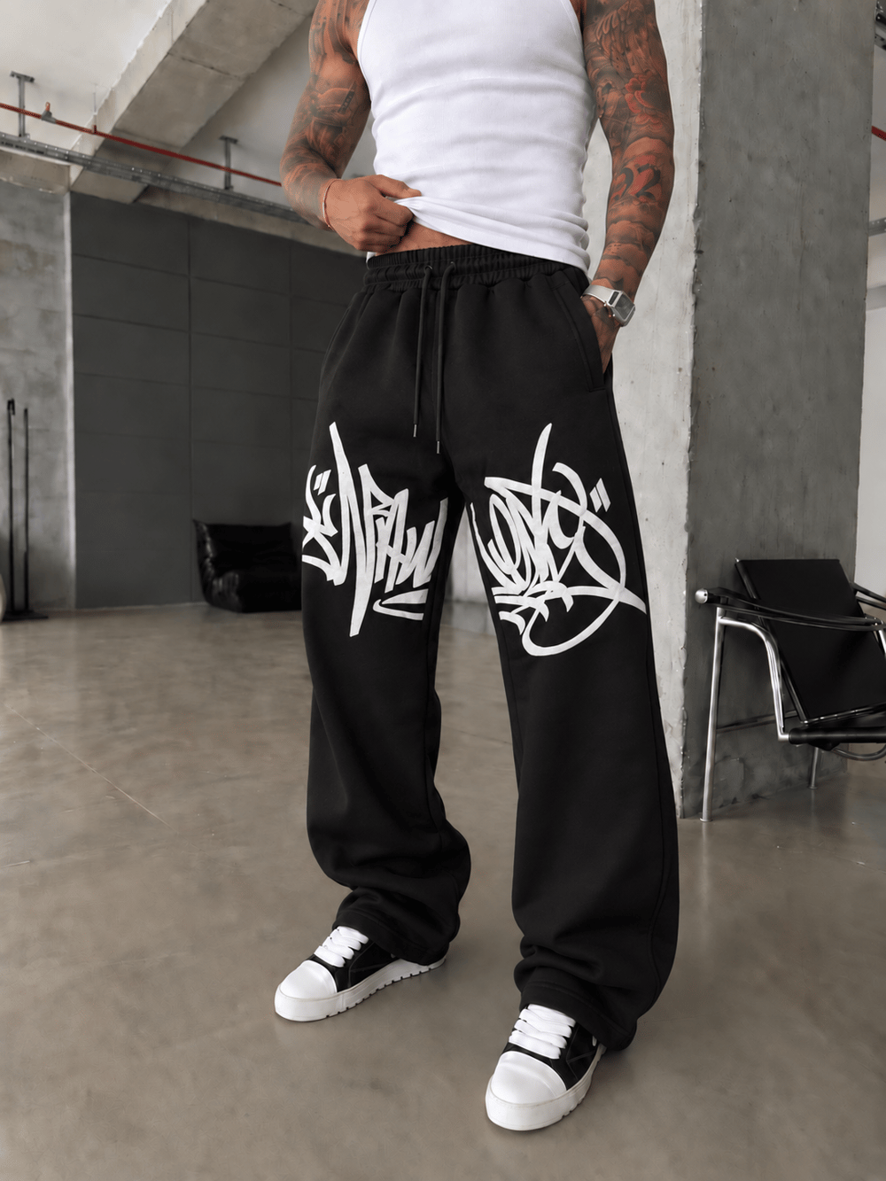 362 Graffiti Print Baggy Eşofman 