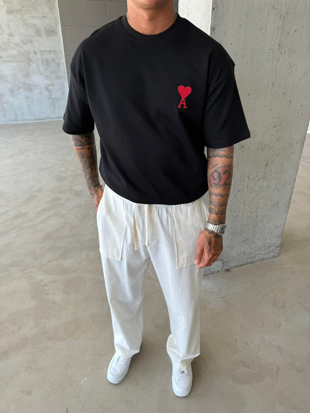 A Kalp Nakışlı Basic T-Shirt - Siyah