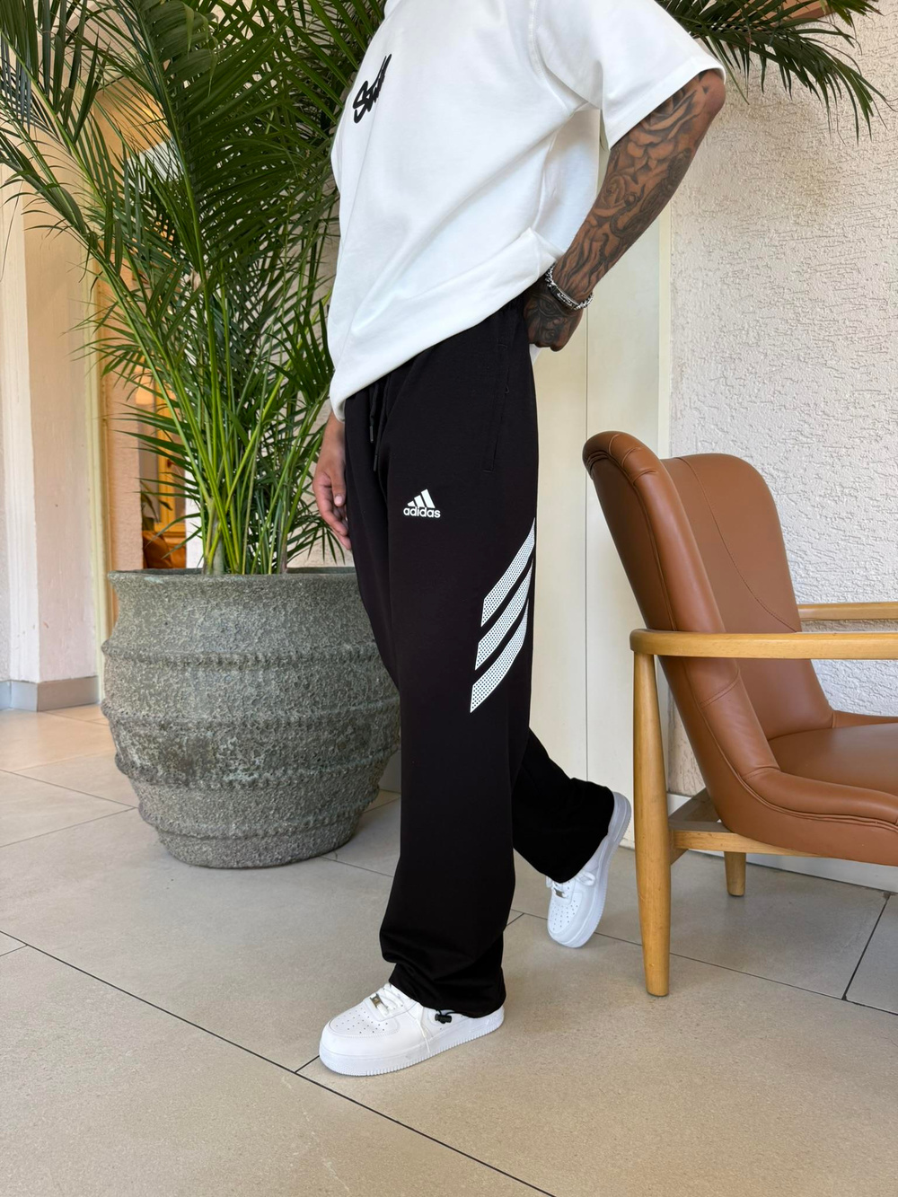 AD Büyük Yan Baskı 3 İplik Eşfoman  - Siyah