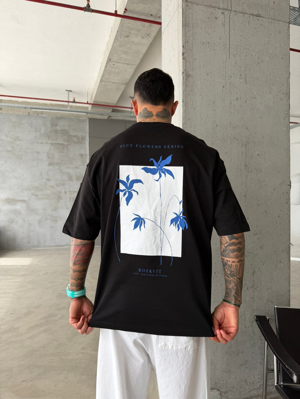 Blue Flowers Oversize T-Shirt - Siyah
