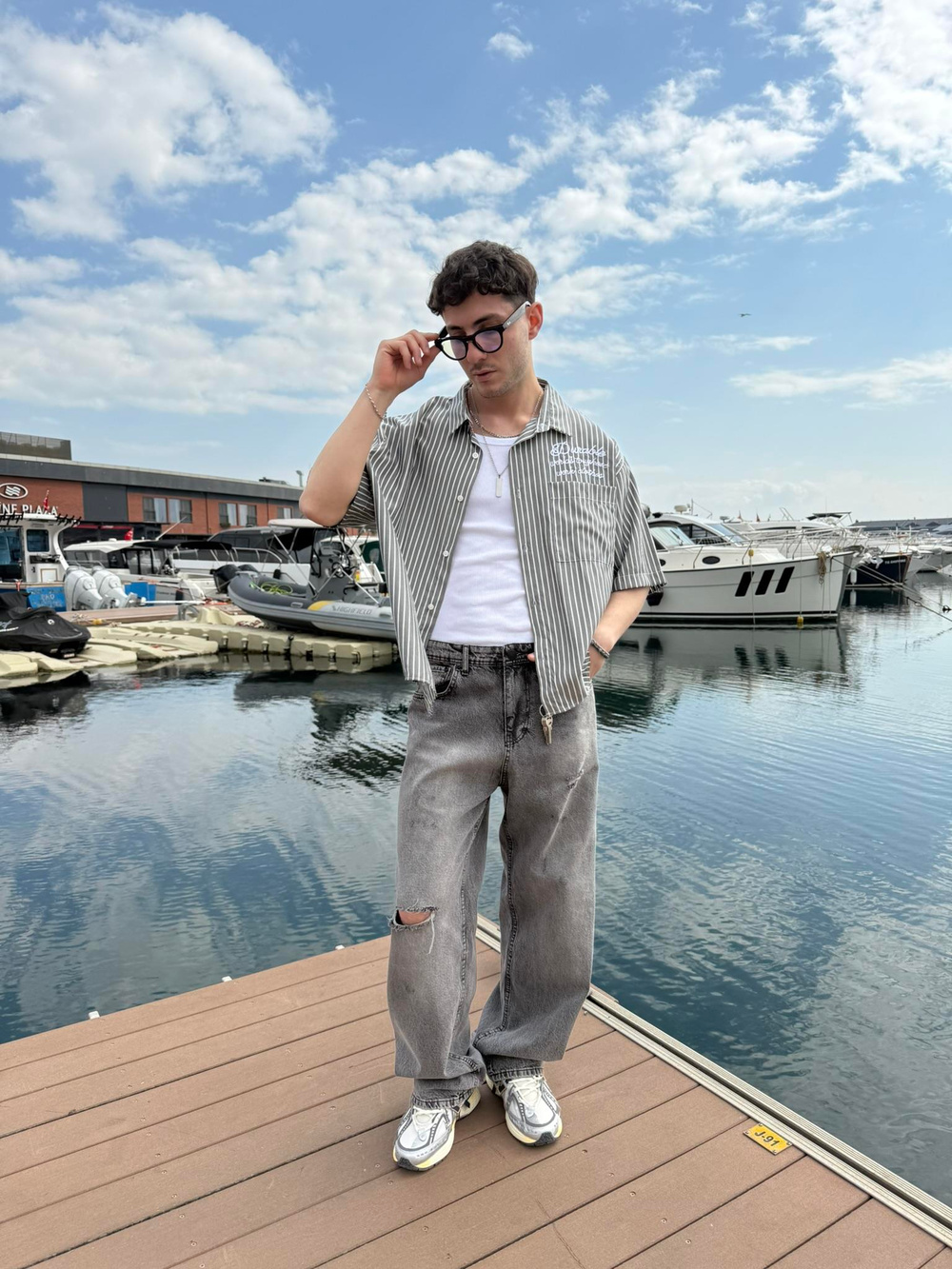 Club Prive Nakış Detay Kısa Kol Gömlek - Gri