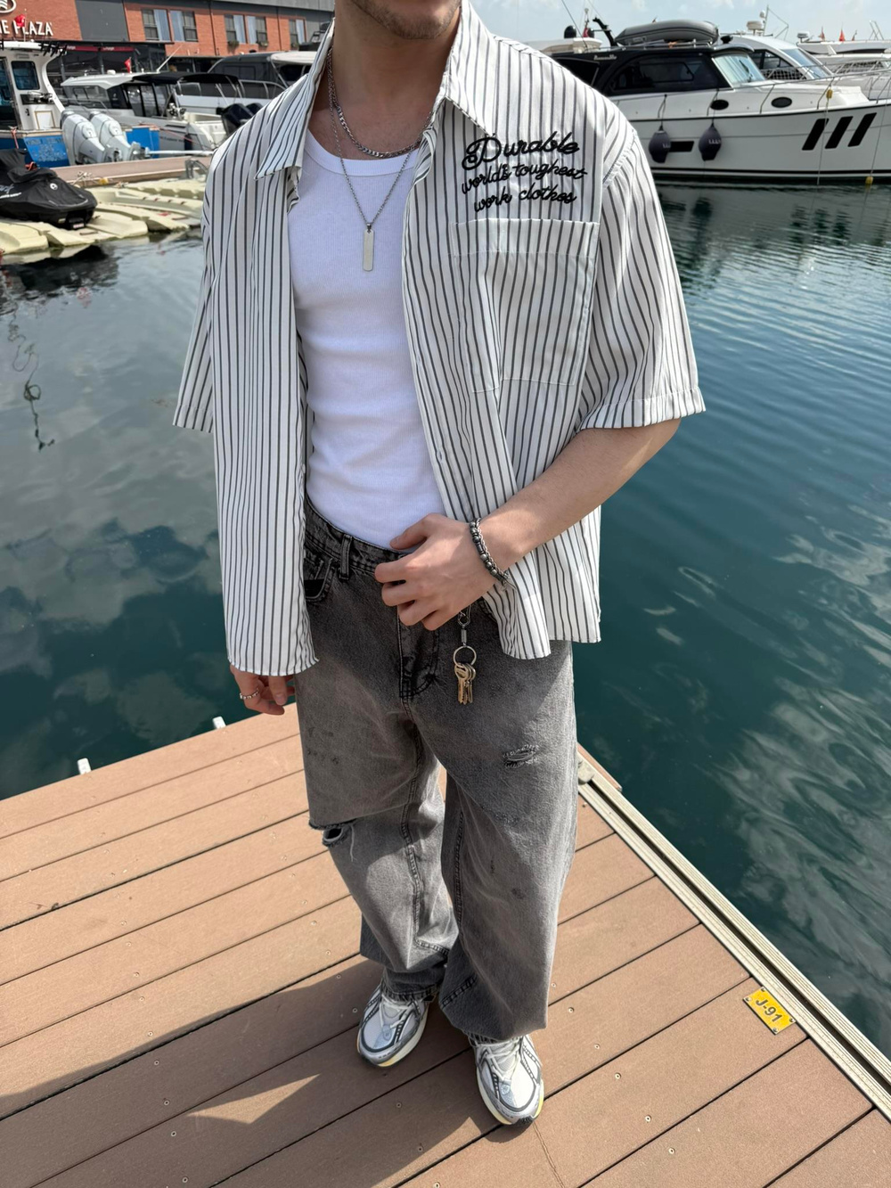 Club Prive Nakış Detay Kısa Kol Gömlek - Beyaz