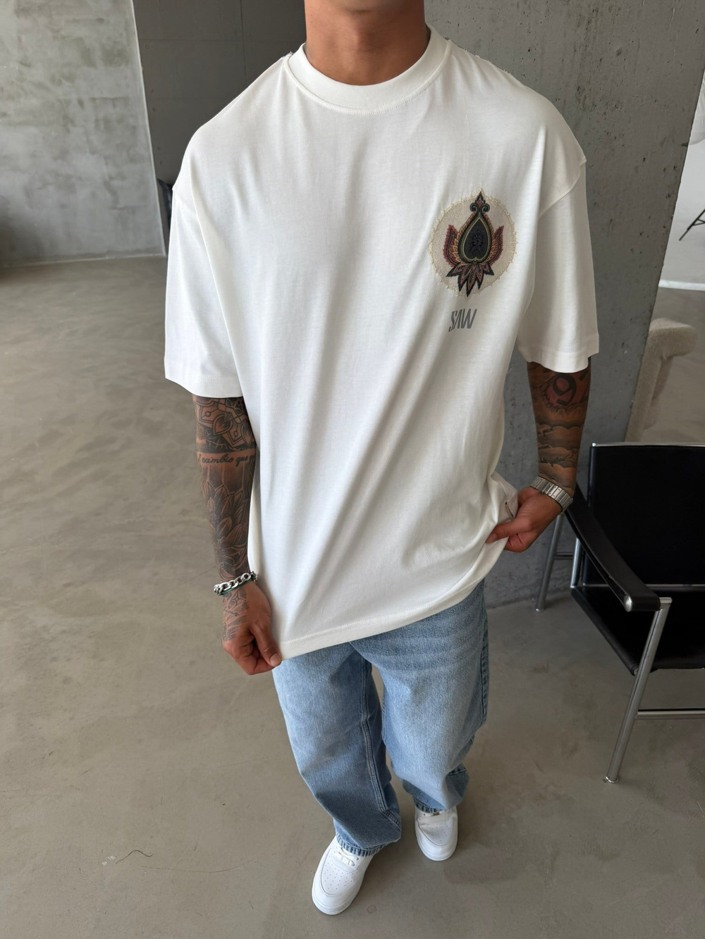 Desenli Premium Barok T-Shirt - Beyaz