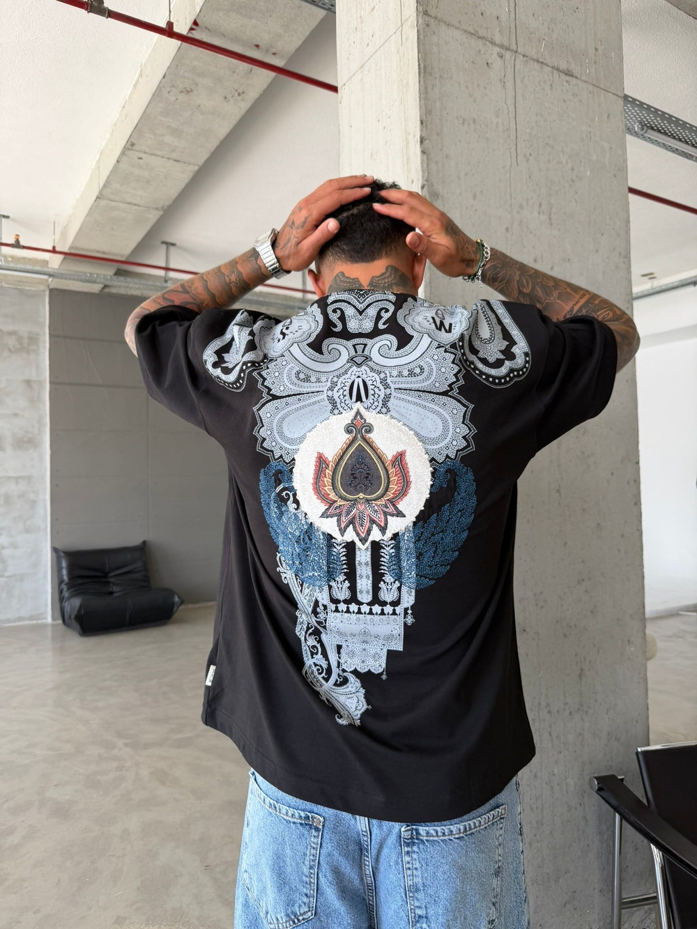 Desenli Premium Barok T-Shirt - Siyah