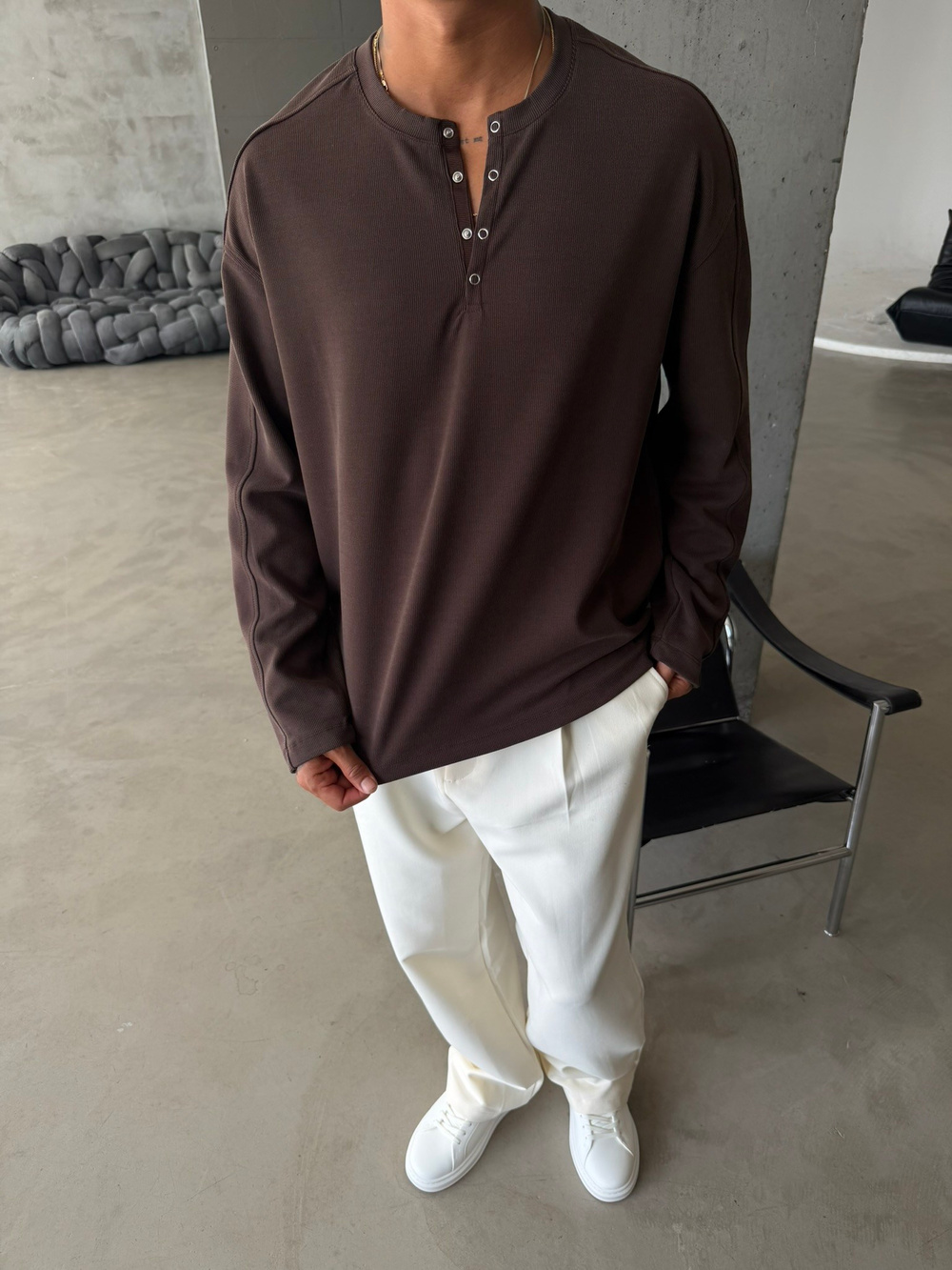 Düğmeli Henly Yaka Premium Sweat