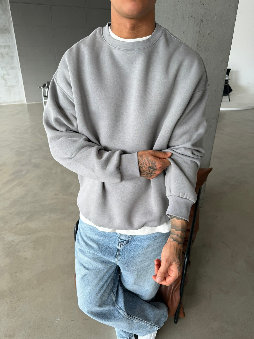 Düz Basic Bisiklet Yaka Sweat - Füme