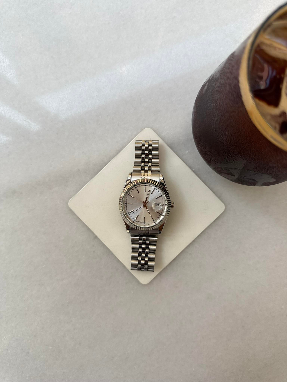 İcon Çelik Takvimli Lüx Kol Saati - Beyaz