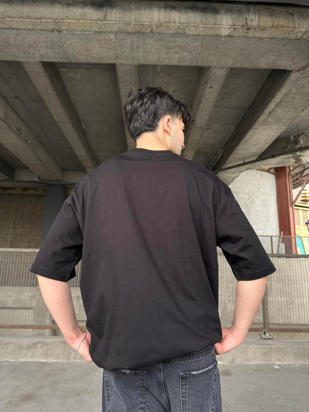 Lost Plan World Baskılı Oversize T-Shirt - Siyah