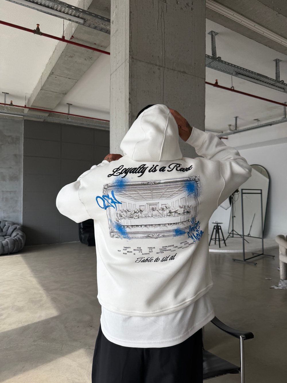 Loyalty Table Sırt Baskılı Oversize Hoodie