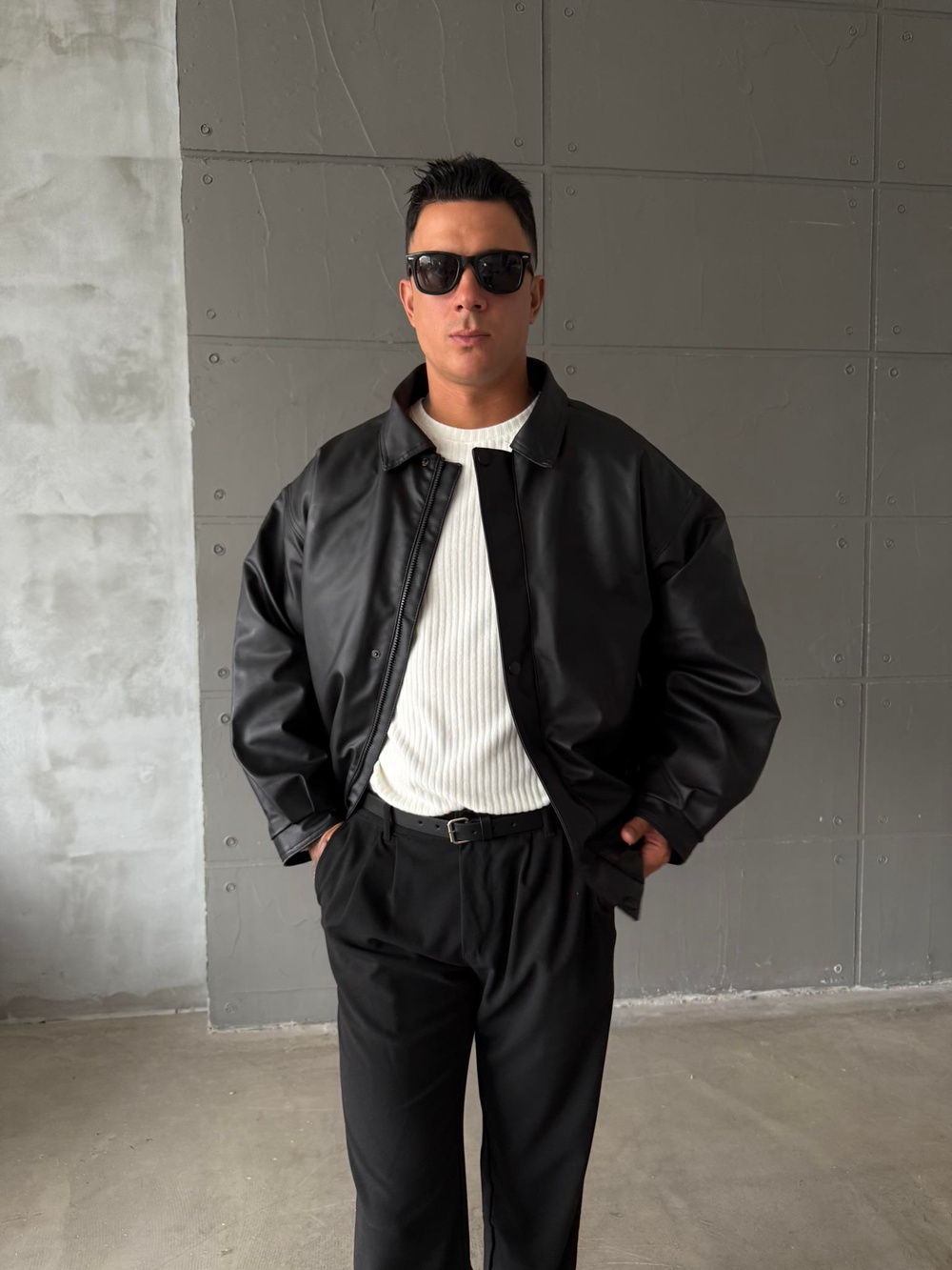 Oversize Fermuarlı ve Çıtçıtlı Deri Ceket