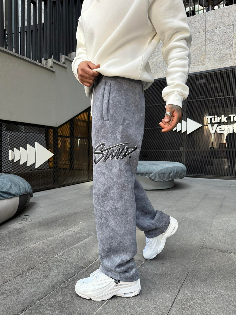 Premium Acid İşlemeli SW Yıkamalı Baggy Eşofman - Füme