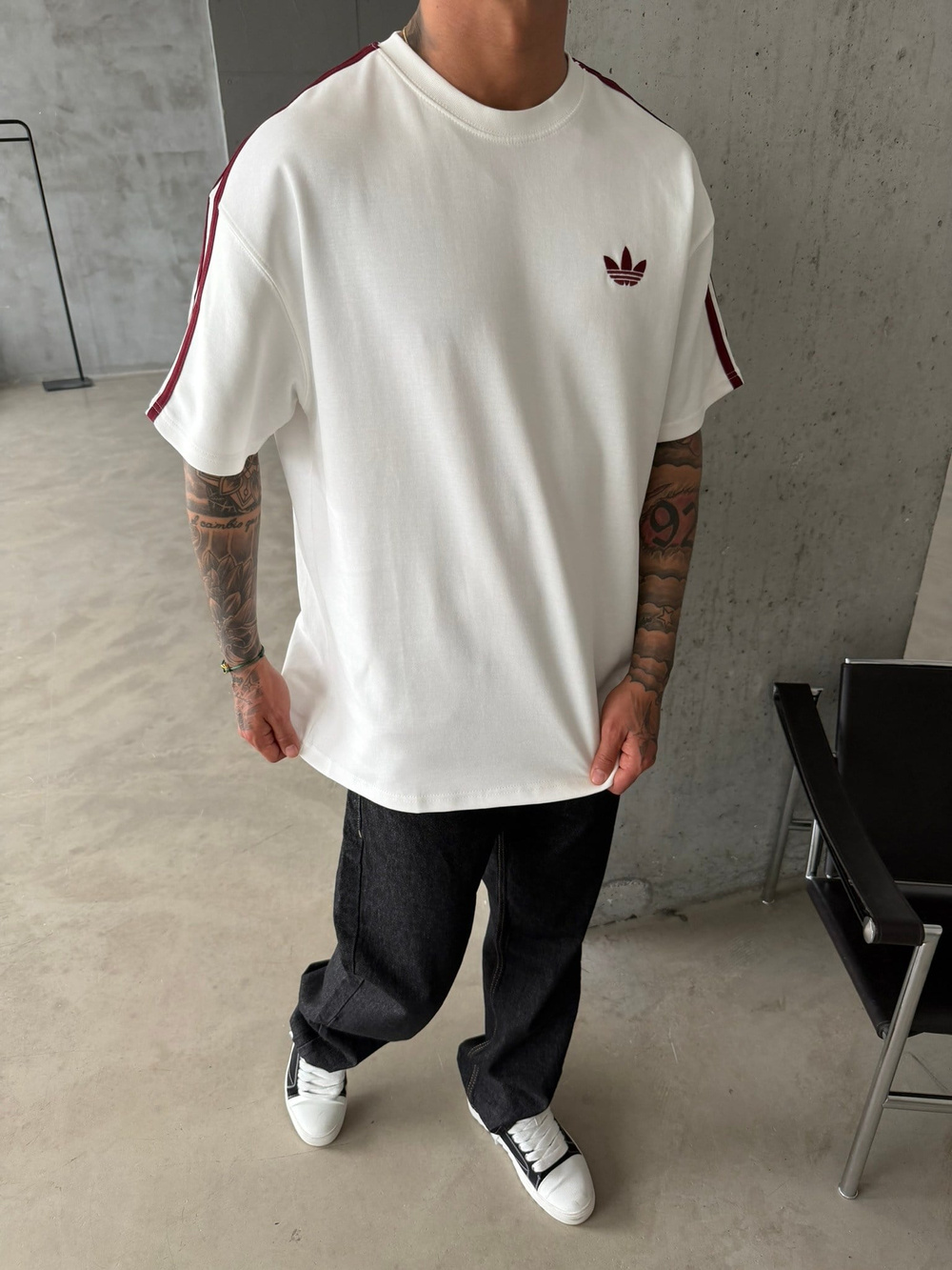 Premium Nakışlı Şeritli T-Shirt - Beyaz