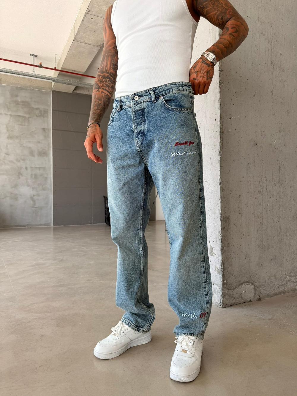 Signature Baggy Jean