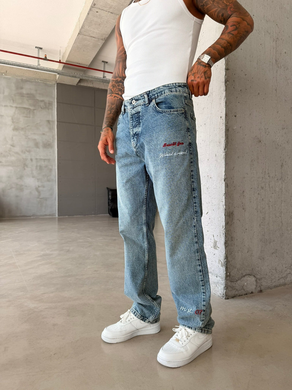 Signature Baggy Jean