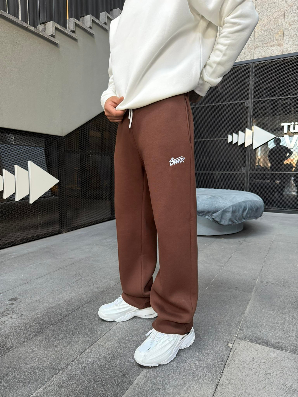 Stwd Nakışlı Stoper Paça Lastikli Eşofman Altı -Kahve