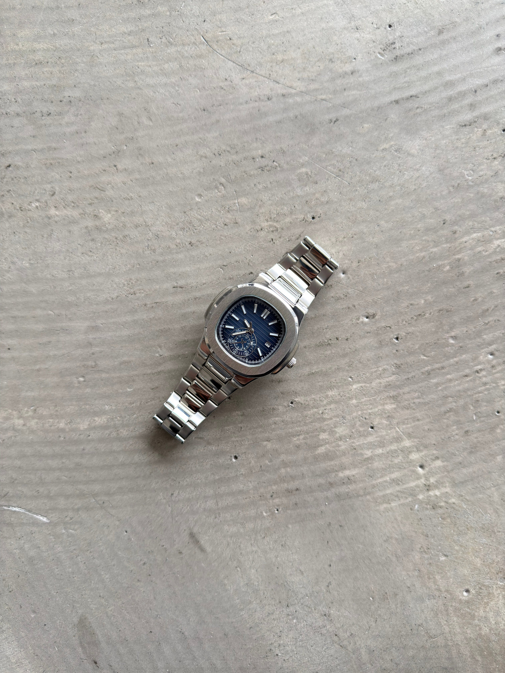 Titan Vault Basic Erkek Saat - Lacivert