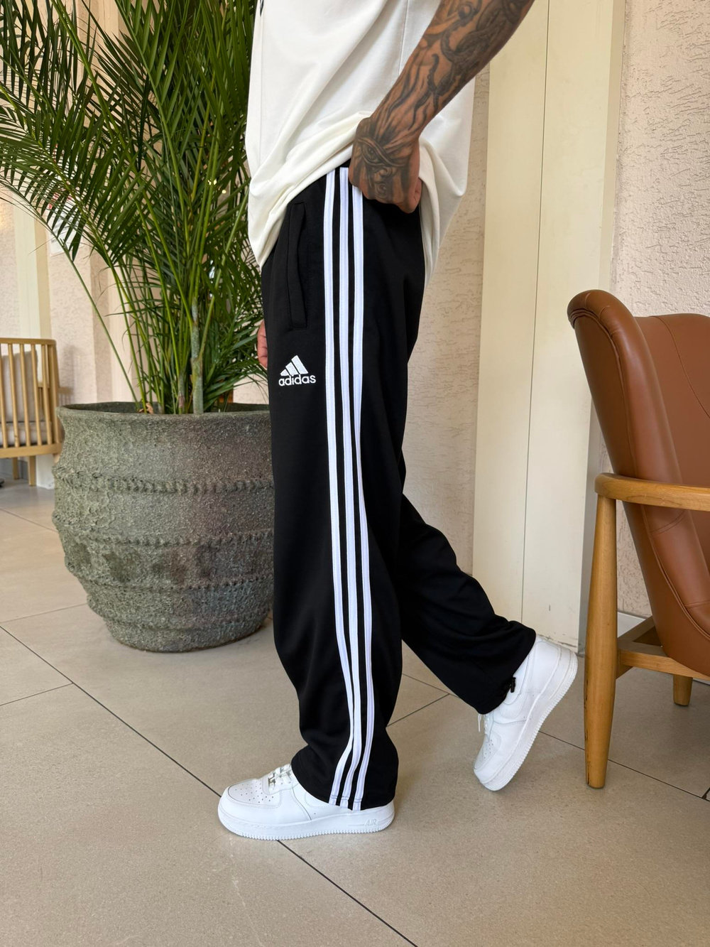 Üç Şeritli Basic Nakışlı Eşofman Mevsimlik - Siyah