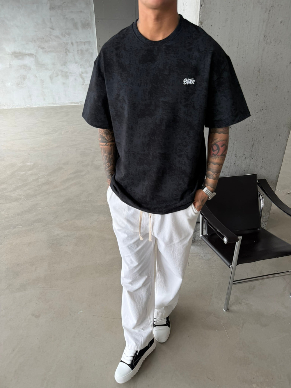 Yıkamalı Basic Nakışlı Acid T-Shirt - Siyah