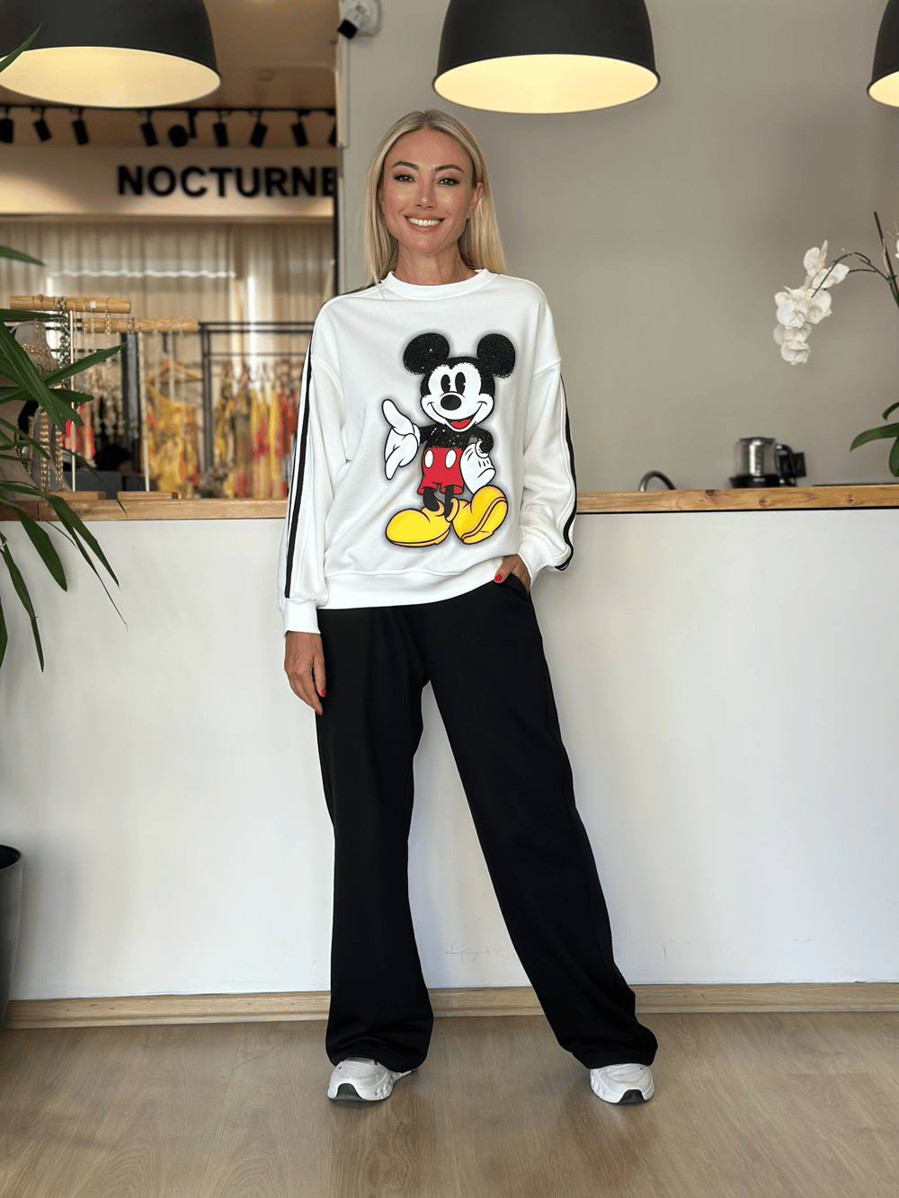 Beyaz Siyah Şeritli Mickey Sweat Askı00296
