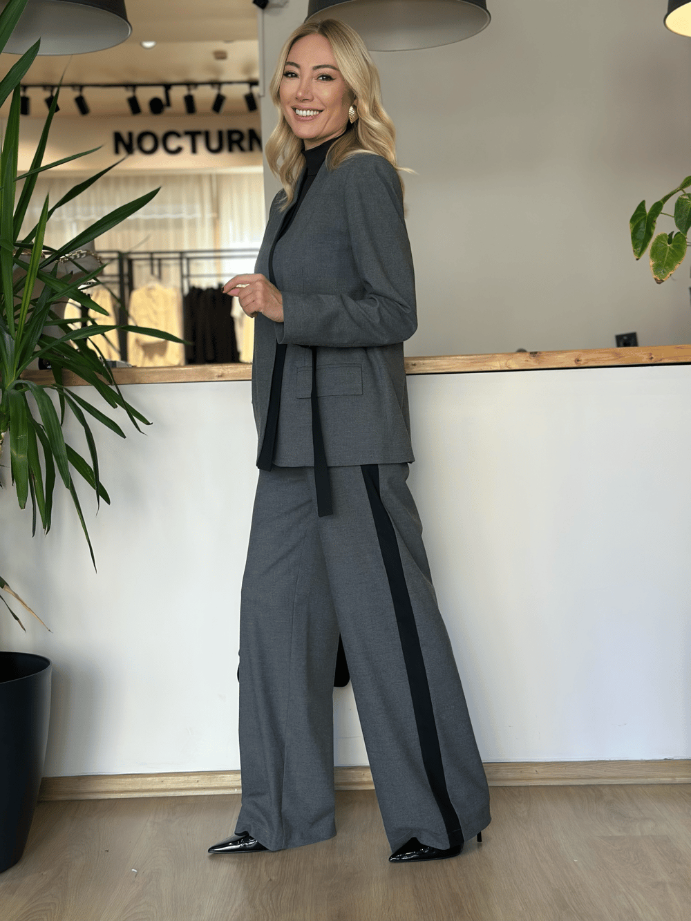 BGN Workshop Şerit Detaylı Gri Pantolon Askı00139