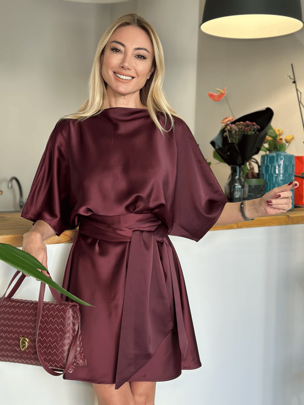 Bordo Saten Kuşaklı Elbise Askı00292