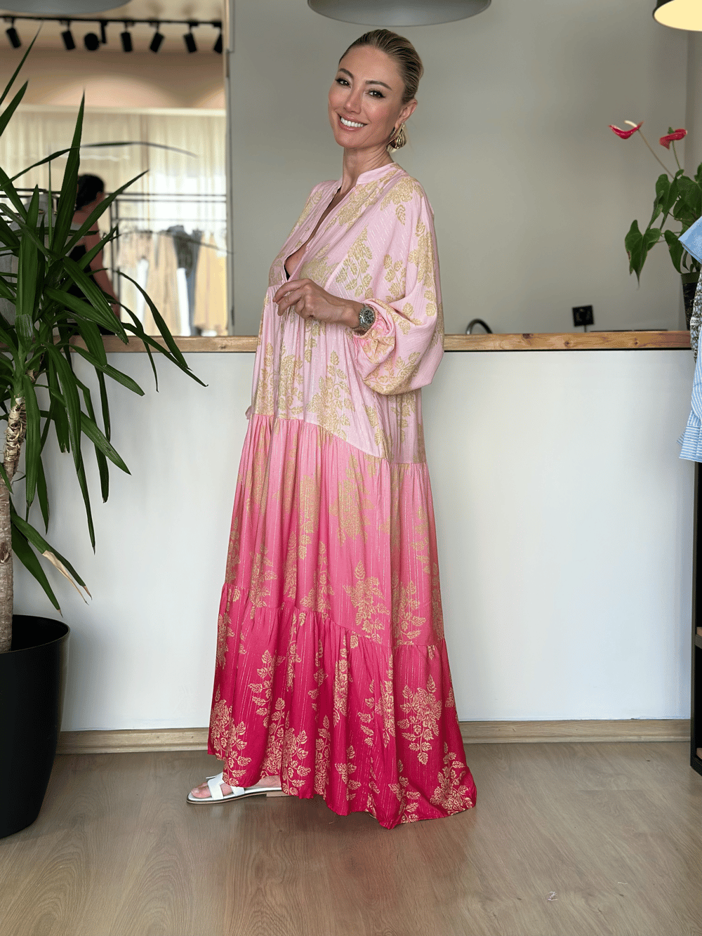 Dubai Pembe Geçişli Elbise