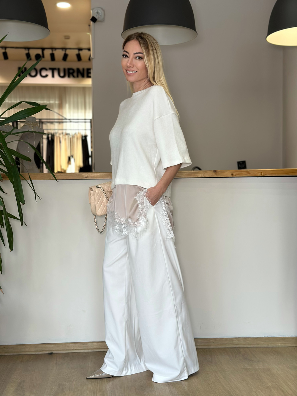 Ekru Pudra Saten Dantelli Bluz Askı00137