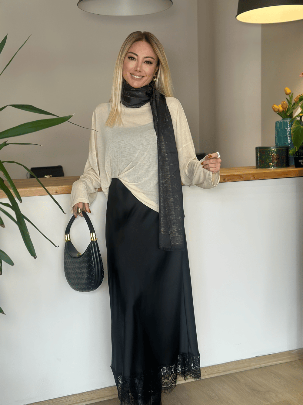Ekru Transparan Bluz Askı0072
