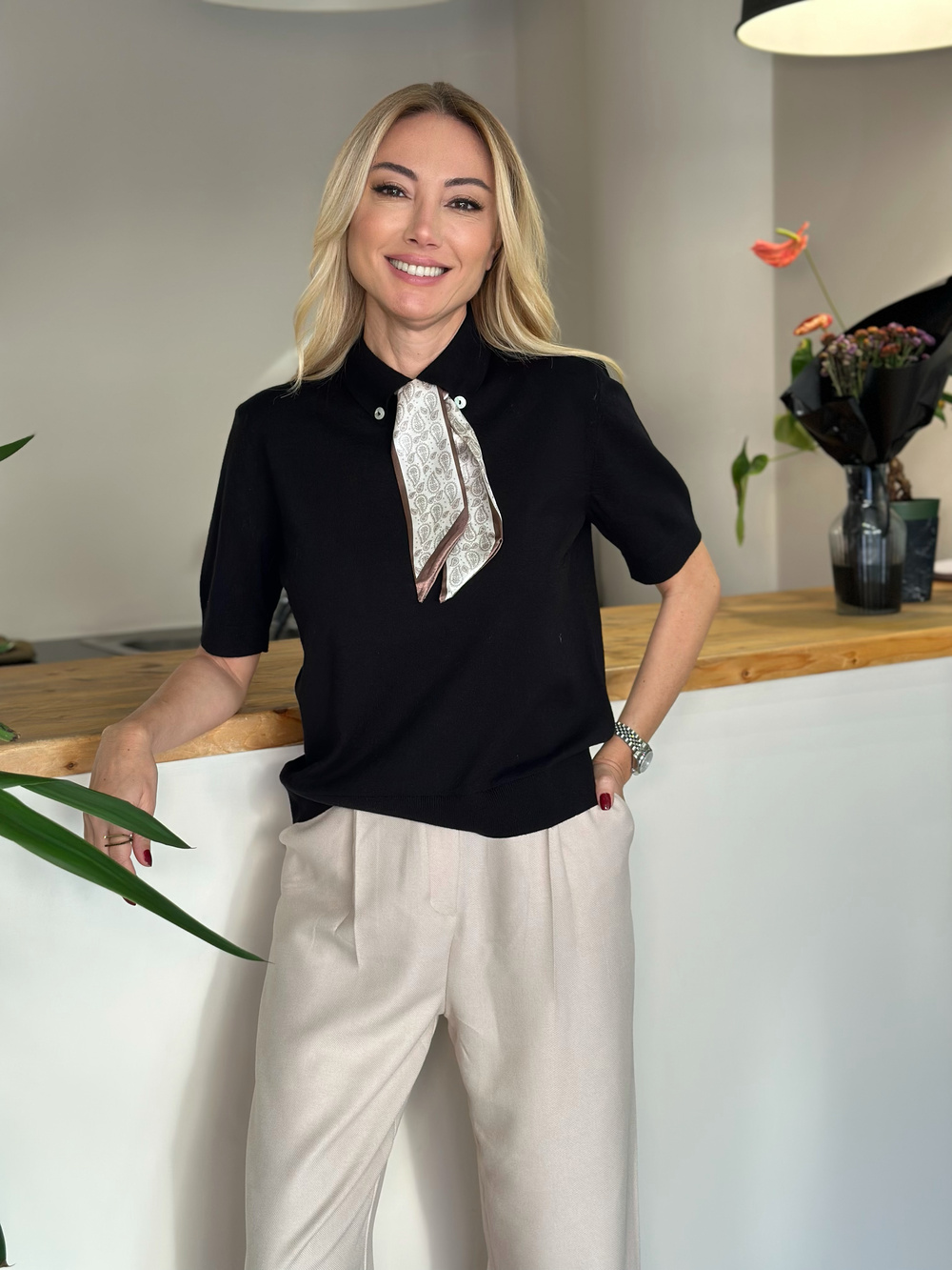 Fular Detaylı Siyah Triko Askı00289