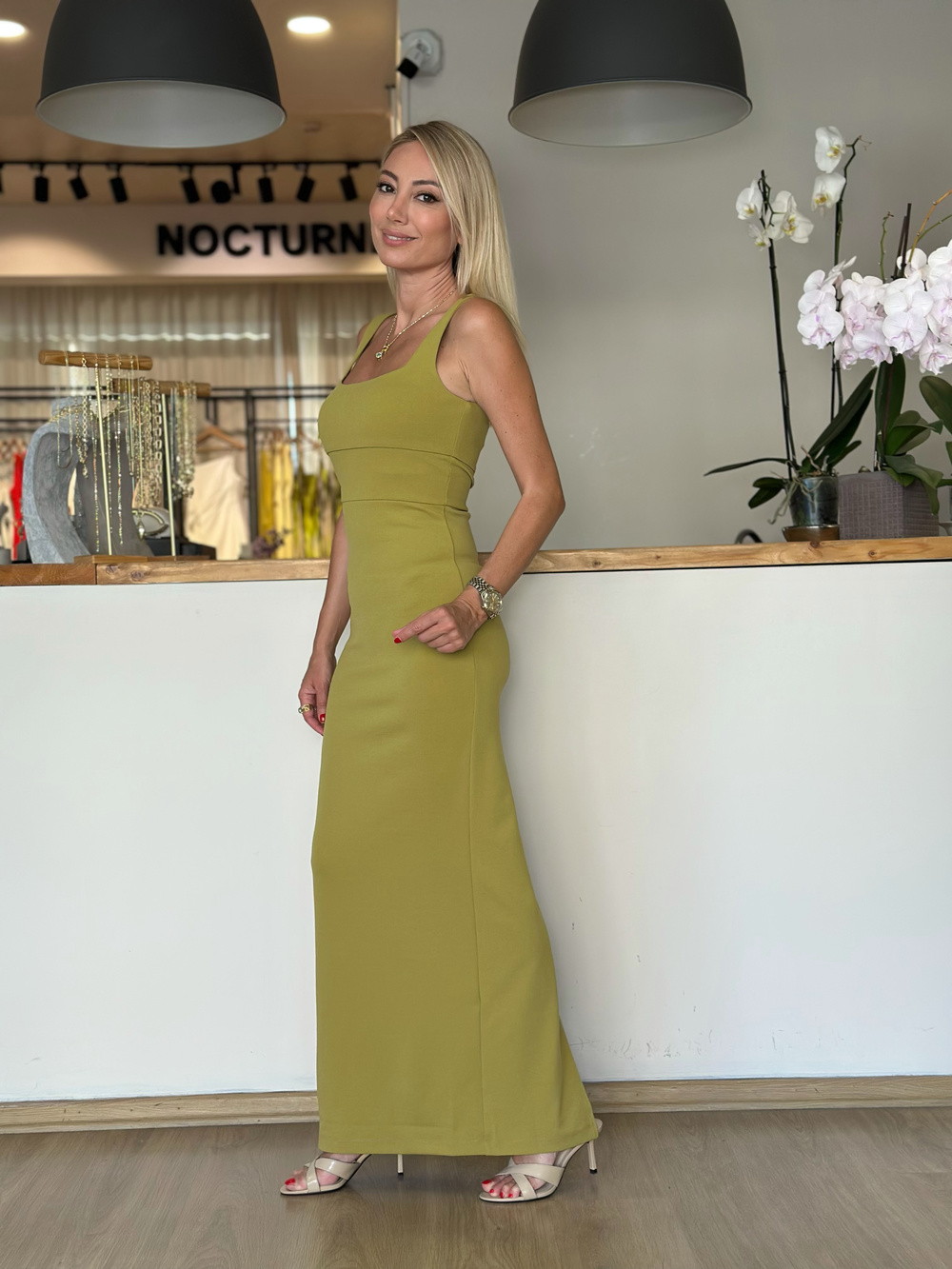 Olive Yeşili Elbise Askı00218