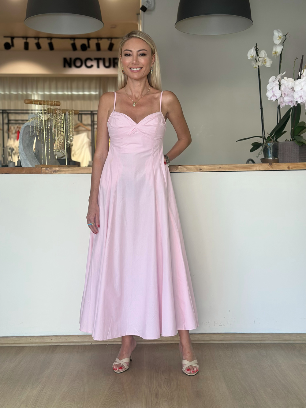 Pembe İp Askılı Elbise Askı00220