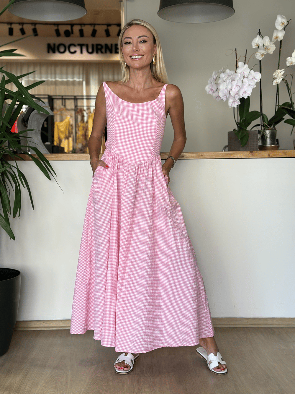 Pembe Pötikare Elbise Askı00265