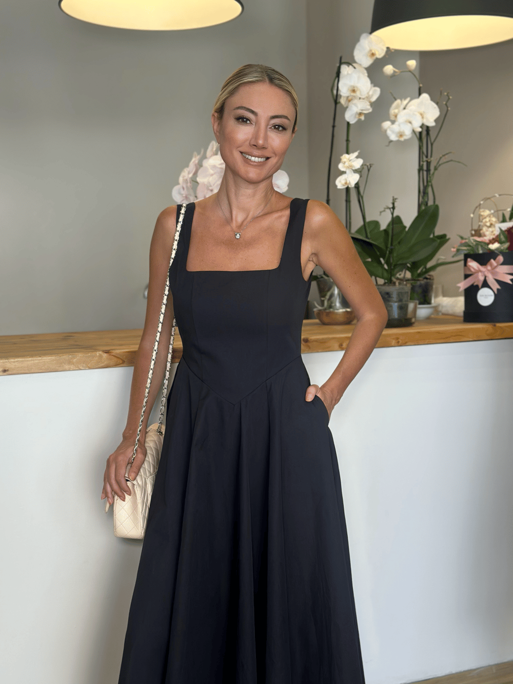 Prenses Model Siyah Elbise Askı00267
