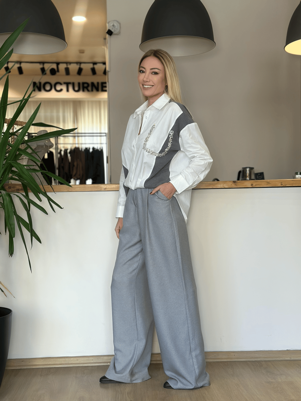 Taş Triko Detaylı Beyaz Gömlek Askı00434