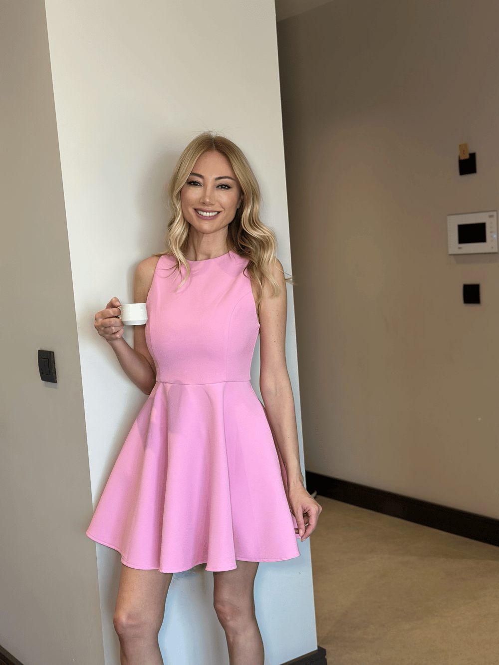 Volanlı Pembe Elbise