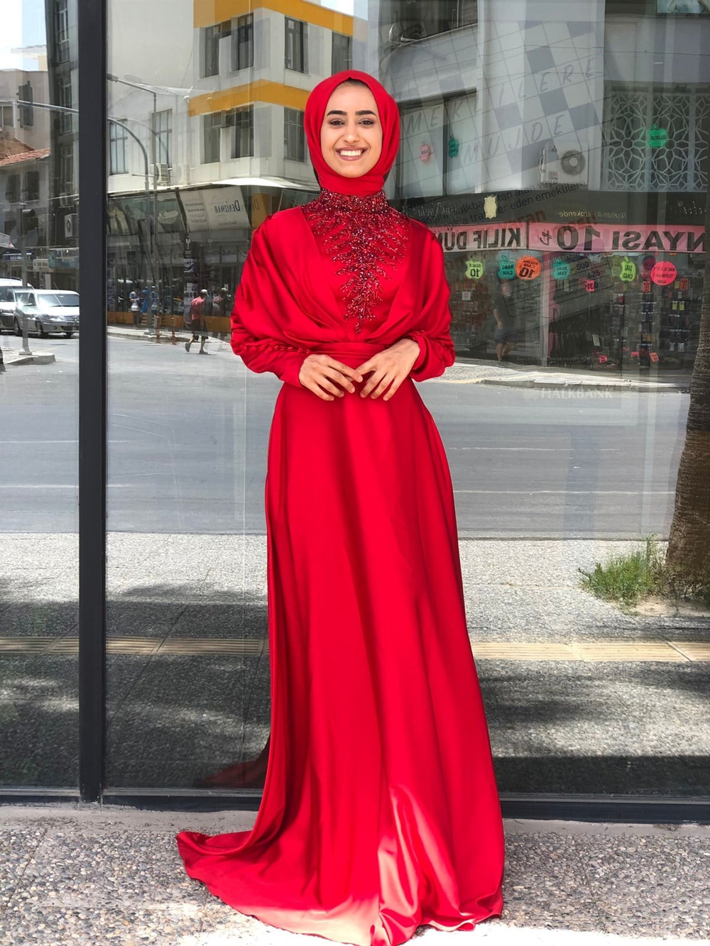 KENZEL SATEN  YAKA VE GÖĞSÜ TAŞ İŞLEMELİ ABİYE