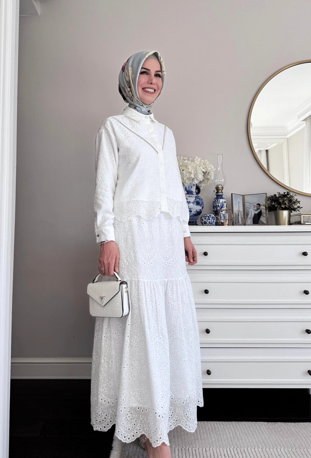 Marwa by moodbasic BRODE TAŞLI BLUZ