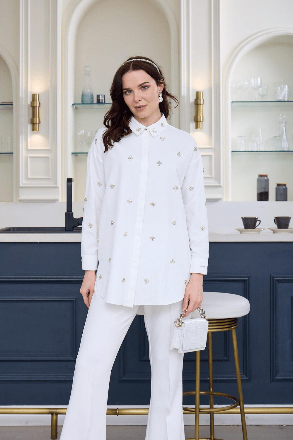 Marwa by moodbasic TAŞLI İNCİLİ PAMUK SATEN GÖMLEK