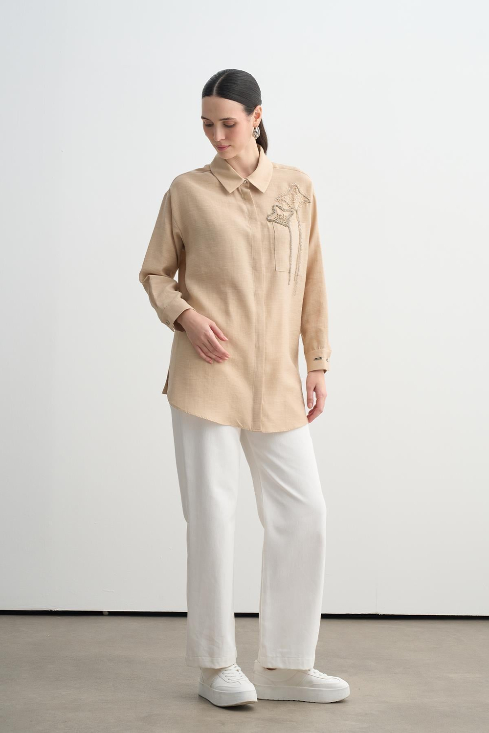 MOODBASIC TAŞ İŞLEMELİ BAMBU KETEN GÖMLEK