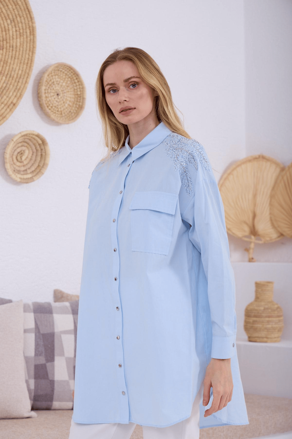 MOODBASIC TAŞLI DANTELLİ GÖMLEK