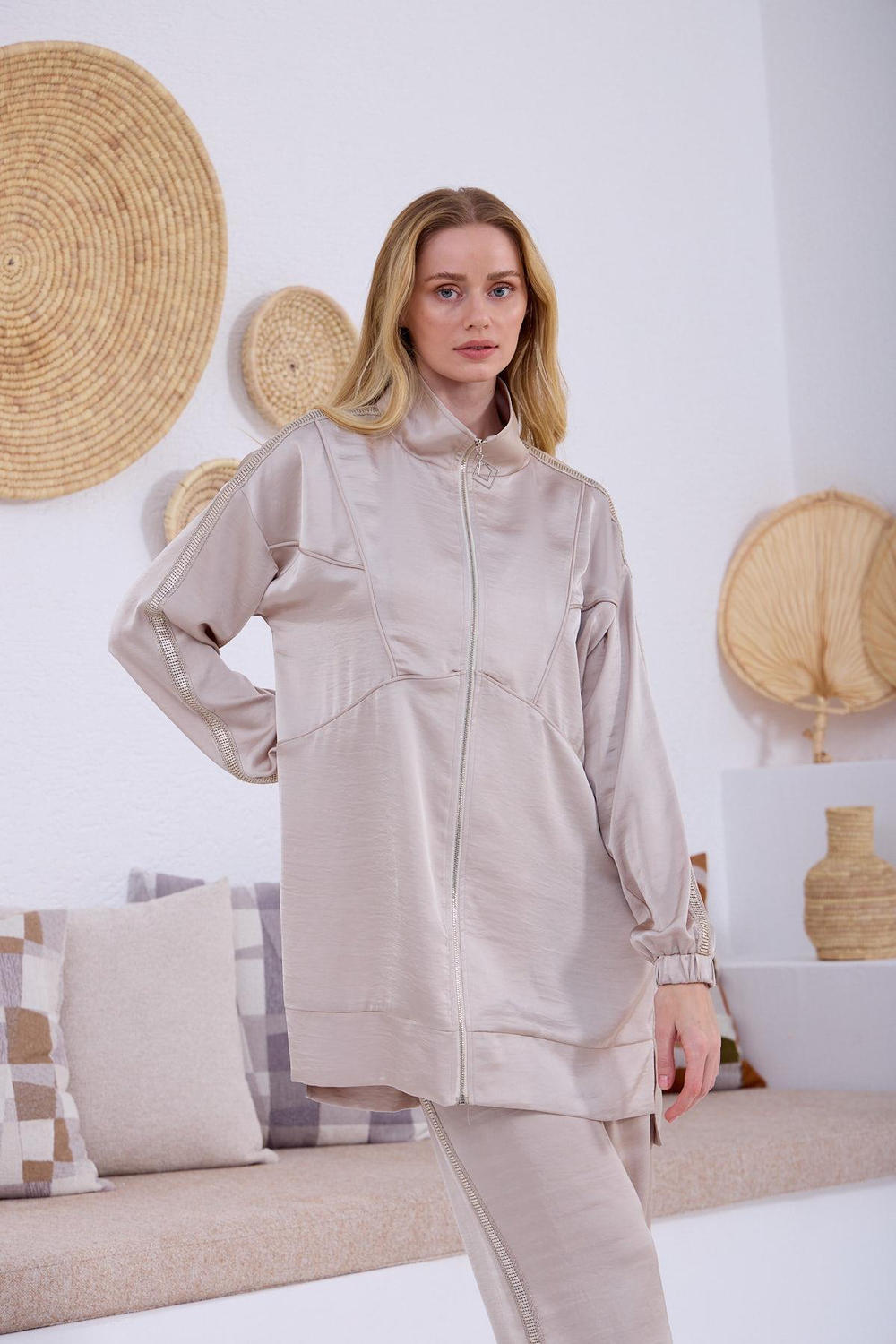 Premium By Moodbasic METAL PUL ŞERİTLİ İPEK SATEN TAKIM