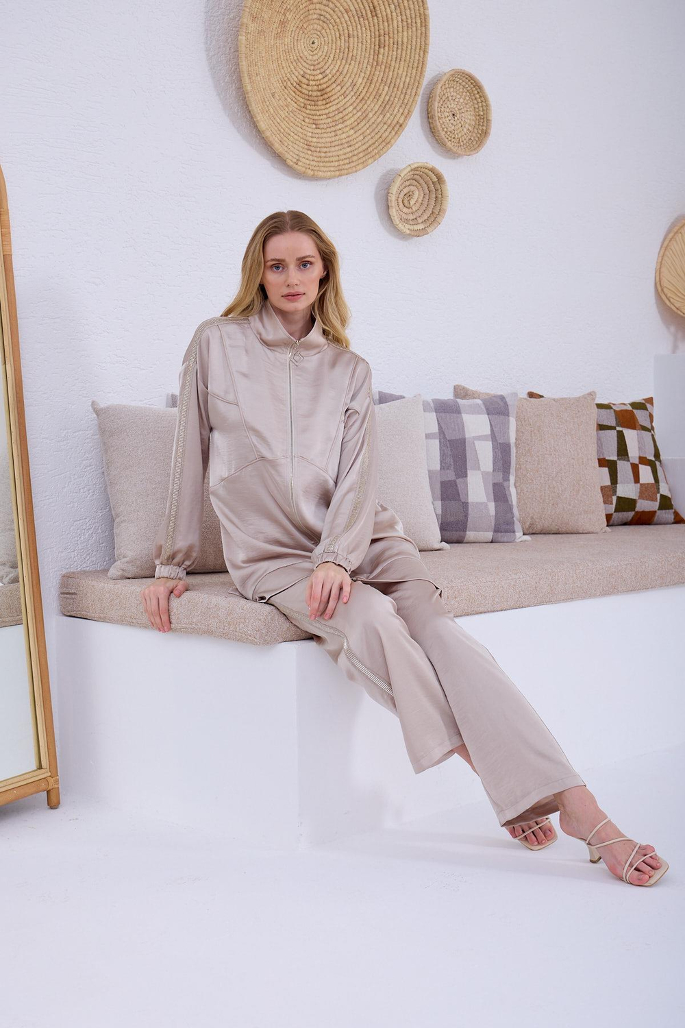 Premium By Moodbasic METAL PUL ŞERİTLİ İPEK SATEN TAKIM