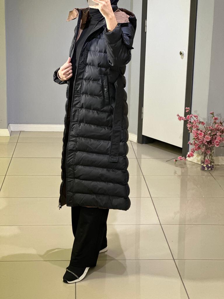 WOMANİA BERLİN MONT
