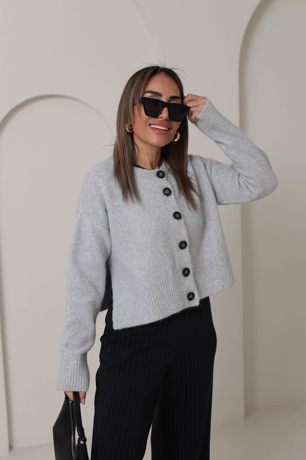 0280 Düğmeli Yumoş Yanları Yırtmaçlı Hırka AÇIK GRİ