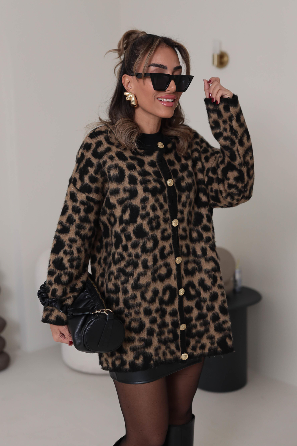 Gold Düğmeli Şardonlu Leopar Uzun Hırka