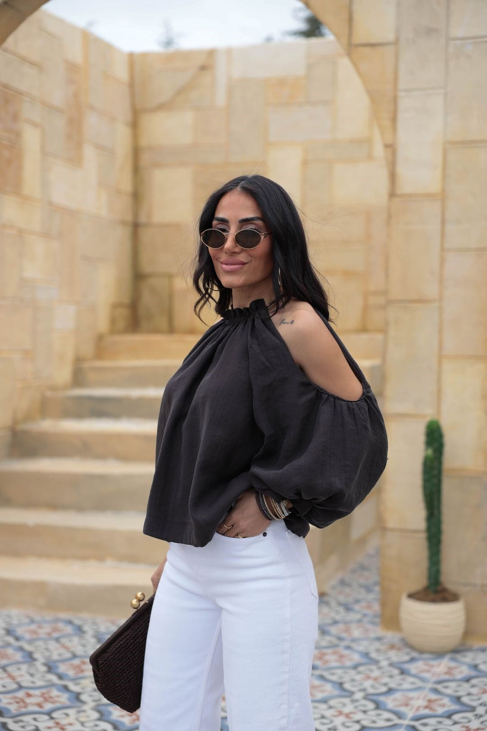 3264 Büzgülü Kol Dekolteli Bluz KAHVE