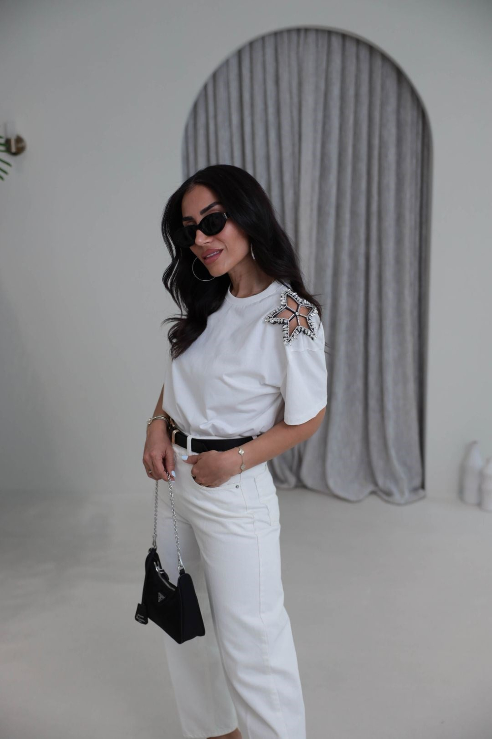 Omuzu Yıldız Taşlı Tshirt EKRU